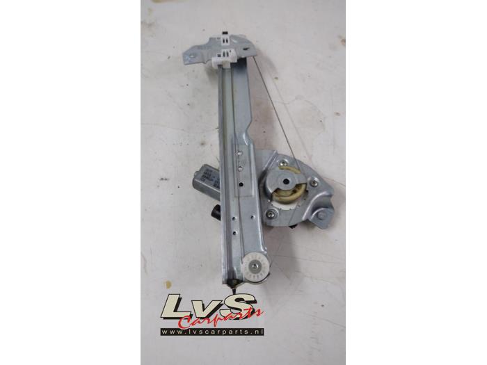 Dacia Duster Rear door window mechanism 4-door, right