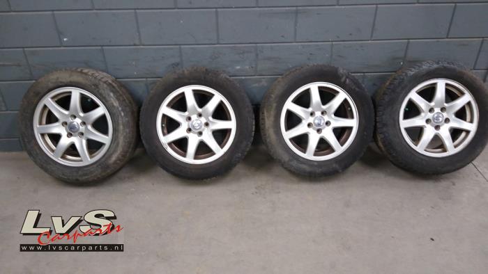 Volvo V70 Set of wheels + tyres