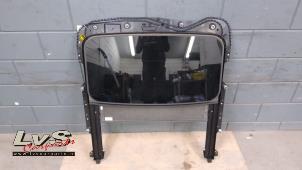 Gebruikte Schuifdak Volvo V70 (BW) 2.4 D 20V Prijs € 145,00 Margeregeling aangeboden door LvS Carparts