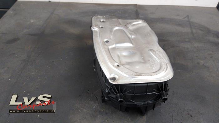 Mercedes E-Klasse Luftfiltergehäuse