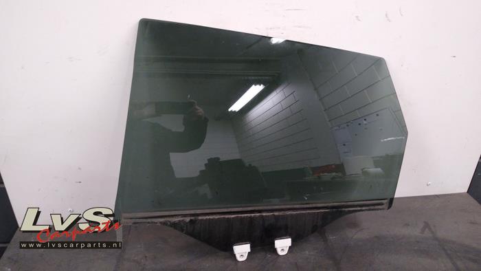 Mazda CX-5 Türscheibe 4-türig links hinten