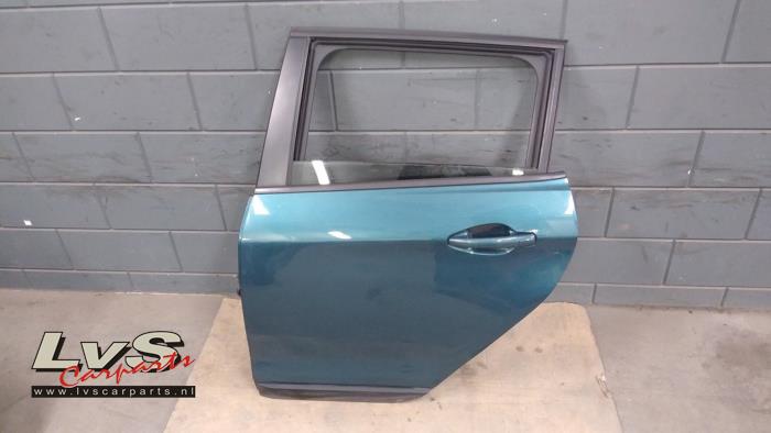Peugeot 2008 Tür 4-türig links hinten