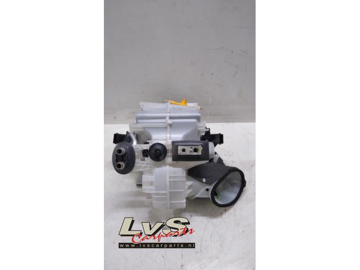 Peugeot 2008 Heizgehäuse