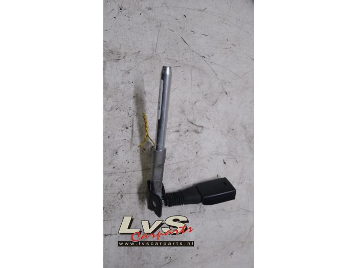 BMW 3-Serie Sicherheitsgurt Schließe links hinten