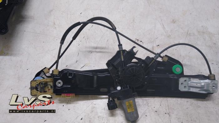 Landrover Evoque Ruitmechaniek 4Deurs rechts-voor