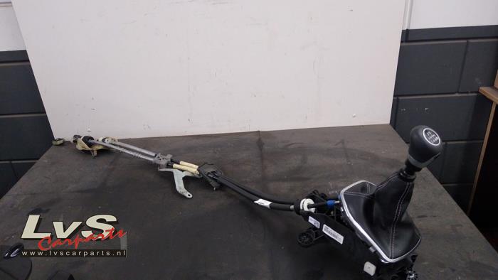Ford Fiesta Gear-change mechanism