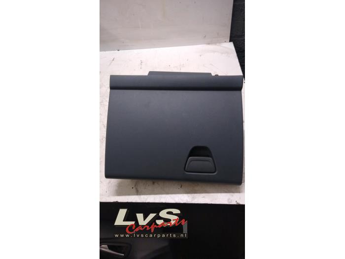 Ford C-Max Glovebox