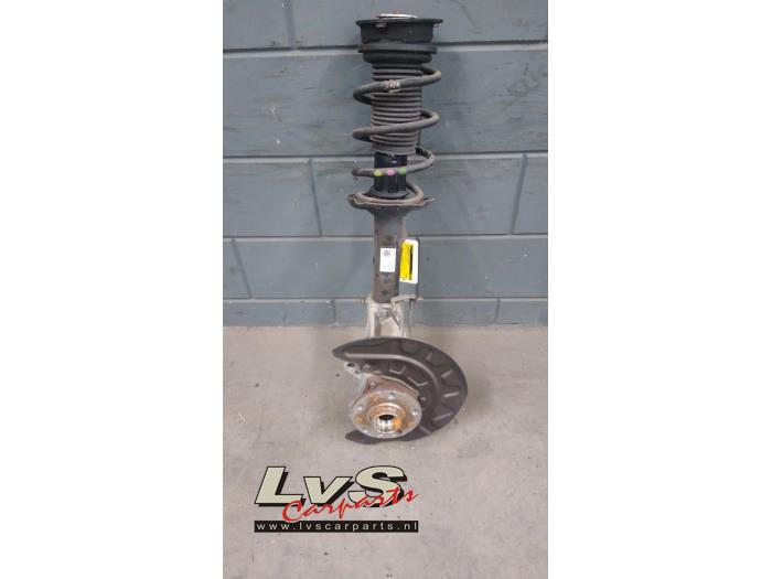 Skoda Kodiaq Stoßdämpferstrebe links vorne