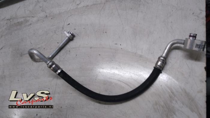 Volkswagen Polo Air conditioning line