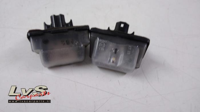 Mazda CX-5 Kennzeichenbeleuchtung