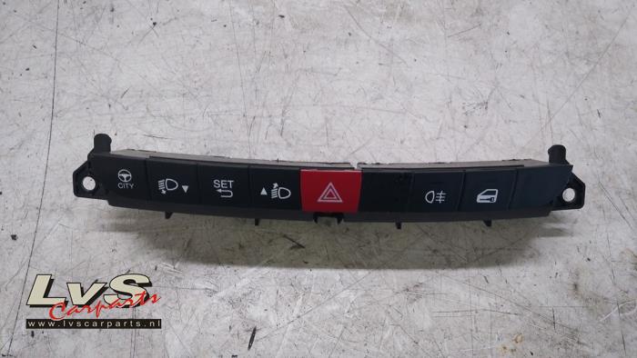 Fiat 500L Panic lighting switch