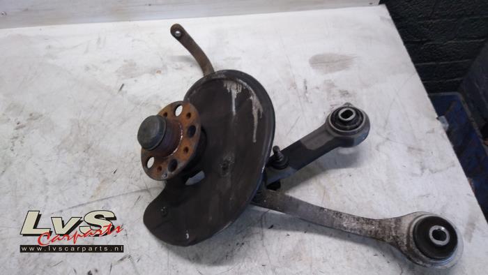 Mercedes E-Klasse Achsschenkel rechts vorne