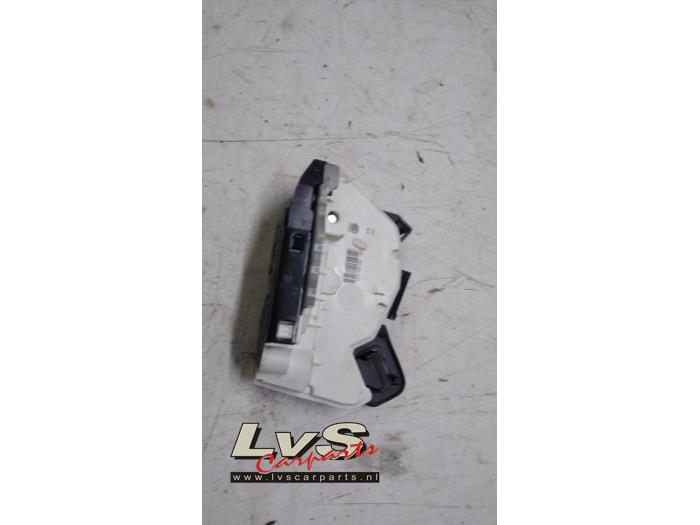 Skoda Octavia Deurslot Mechaniek 4Deurs links-achter