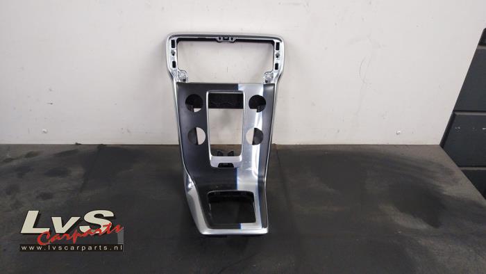 Volvo V40 Cadre tableau de bord