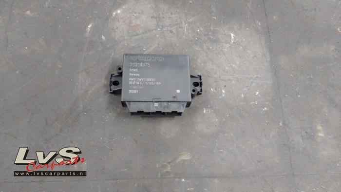 Volvo V40 PDC Module