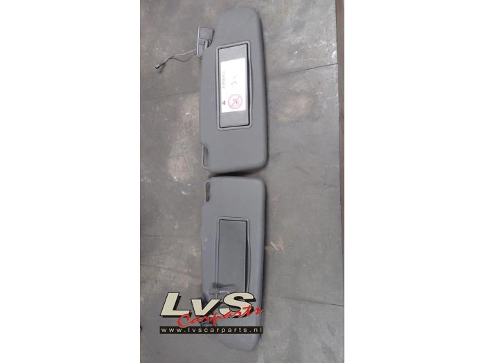 Volvo V40 Pare-soleil