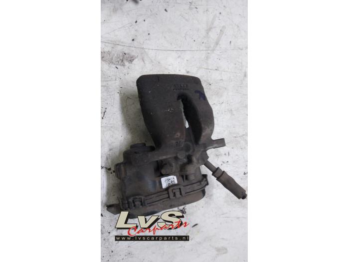 Mercedes A-Klasse Rear brake calliper, right