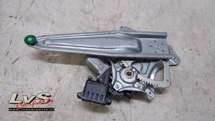 Toyota Auris Fenstermechanik 4-türig rechts hinten