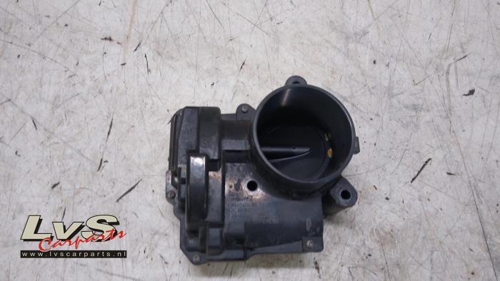 Peugeot 208 Boîtier accélérateur