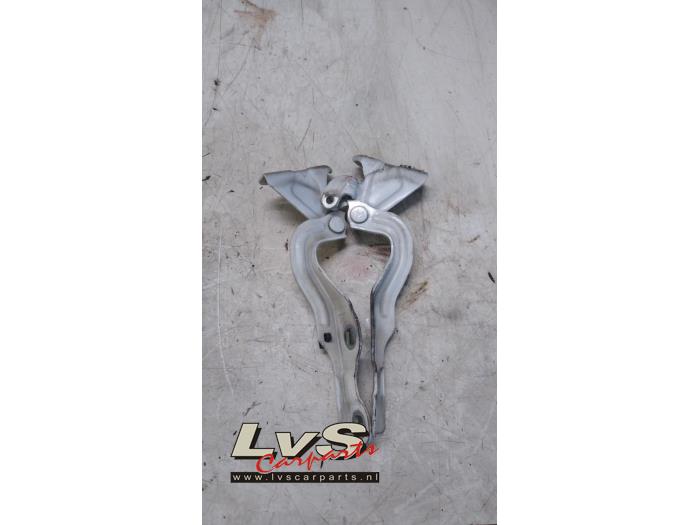 Chevrolet Aveo Bonnet Hinge