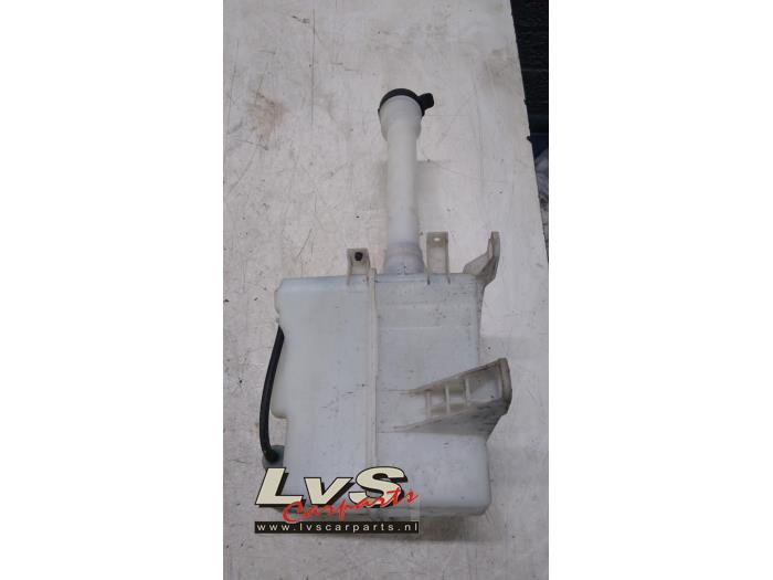 Chevrolet Aveo Front windscreen washer reservoir