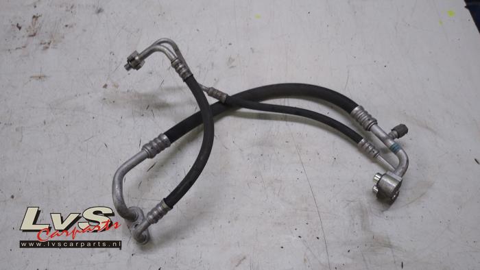 Opel Corsa Airco Leiding