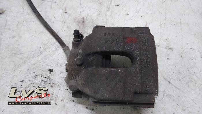 BMW X3 Bremszange rechts vorne