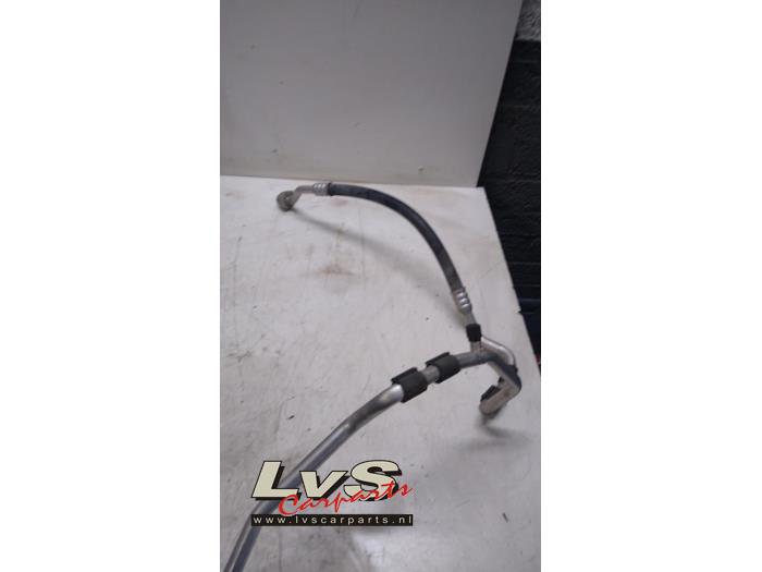 Volkswagen Touran Air conditioning line