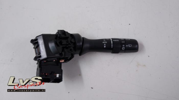 Toyota Yaris Commutateur essuie-glace