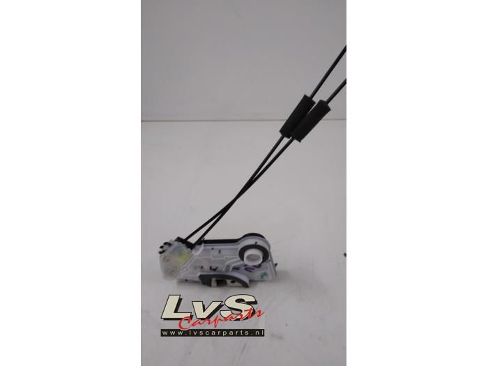 Toyota Aygo Türschlossmechanik 4-türig rechts vorne