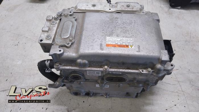 Lexus IS 300 Inverter