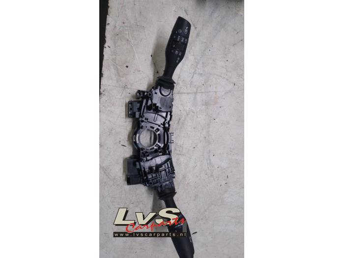 Lexus IS 300 Commutateur combi colonne de direction