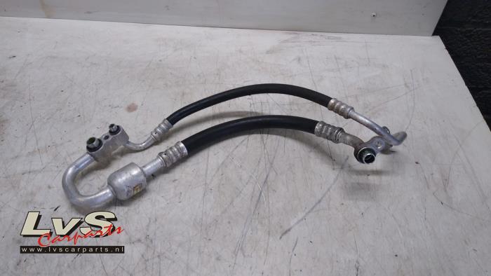 Opel Astra Air conditioning line