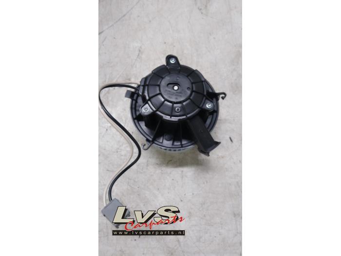 Opel Astra Heating and ventilation fan motor