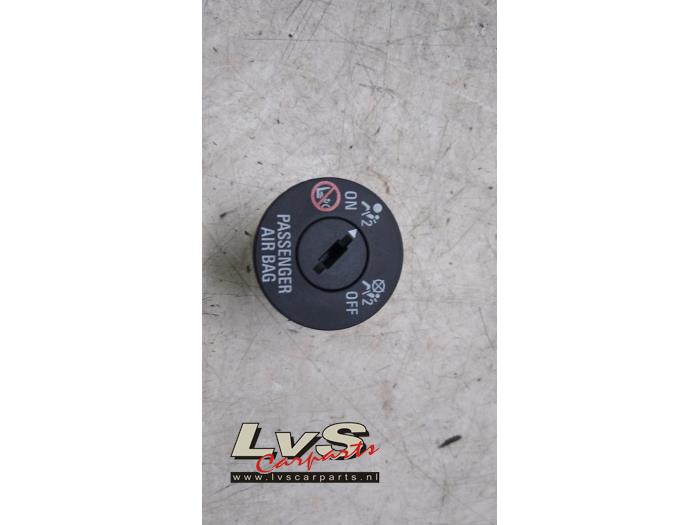 Opel Astra Verrouillage airbag