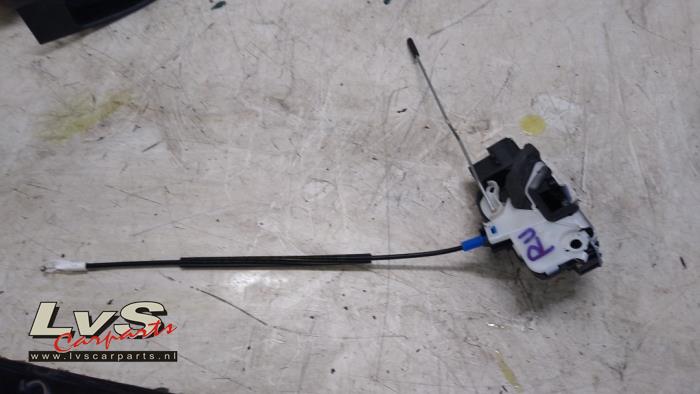 Opel Astra Serrure portière mécanique 4portes avant droite