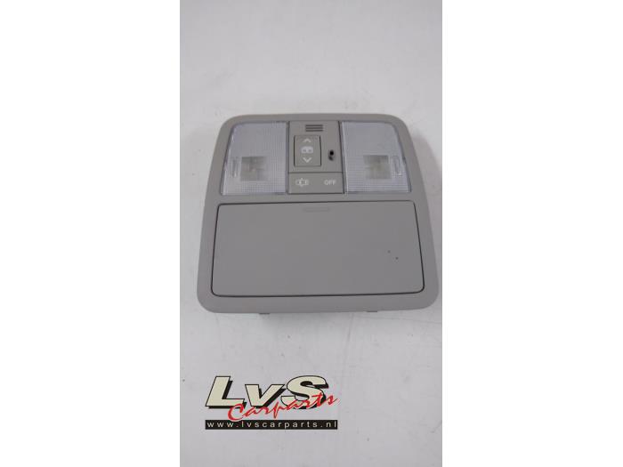 Toyota Auris Eclairage intérieur avant