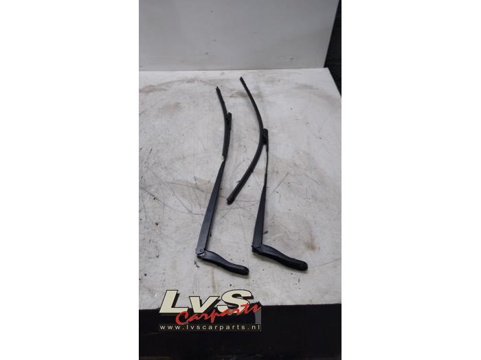 Opel Corsa Scheibenwischerarm-Set