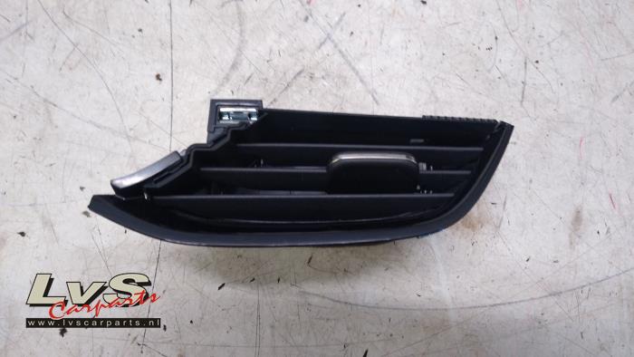 Opel Corsa Dashboard vent