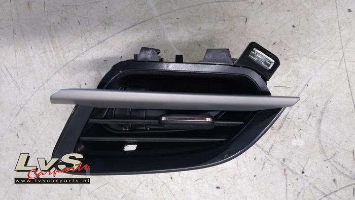 Opel Corsa Dashboard vent