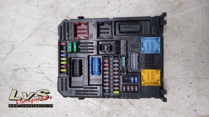 Opel Corsa Sicherungskasten