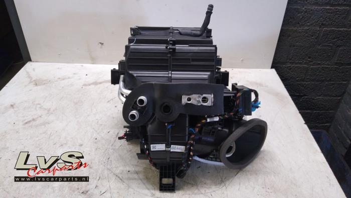 Opel Corsa Kachelhuis