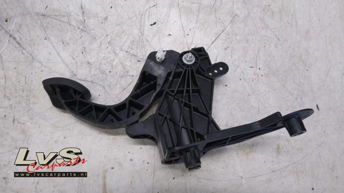 Opel Corsa Clutch pedal
