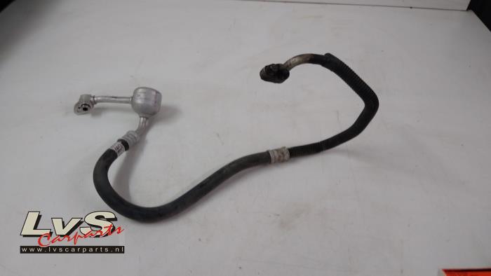 Lexus IS 300 Air conditioning line