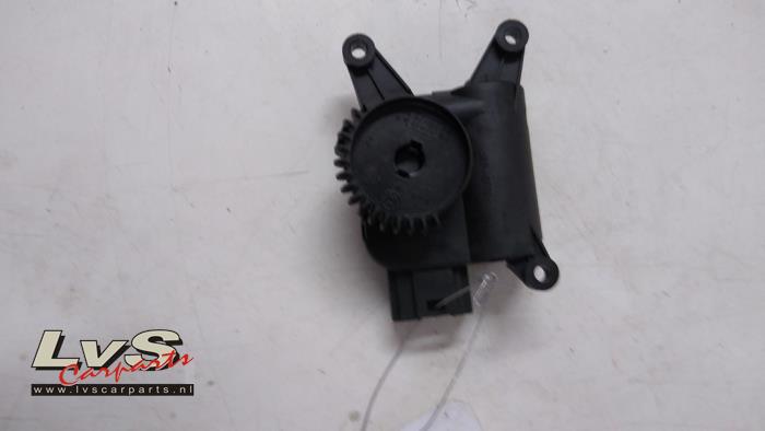Volkswagen Polo Heater valve motor
