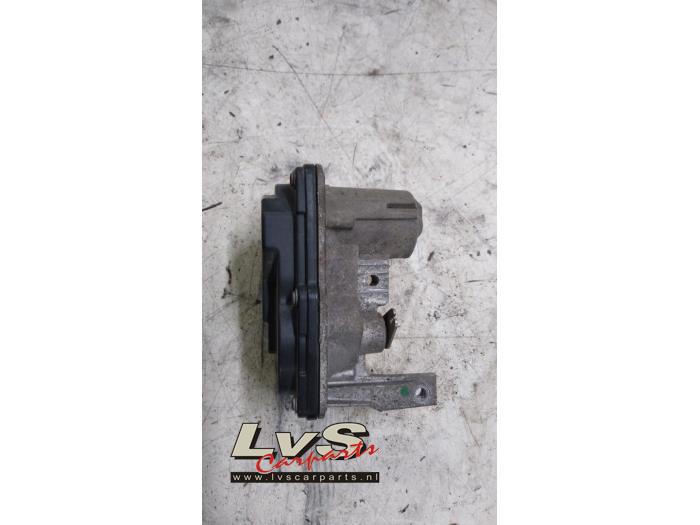 Audi Q3 Exhaust throttle valve