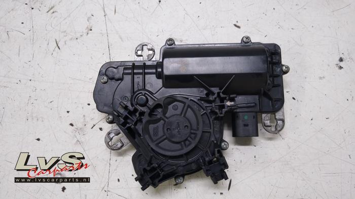 Audi A4 Sluithulpmotor achterklep