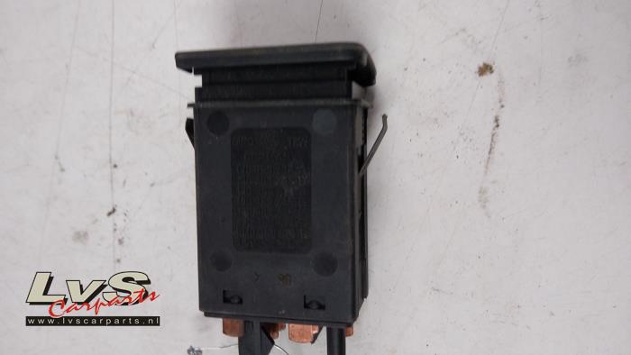 Volkswagen Golf Rear window heating switch
