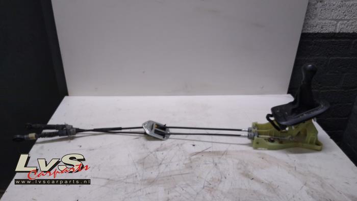 Kia Picanto Gear-change mechanism