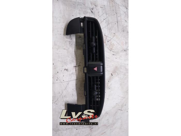 Kia Picanto Dashboard vent